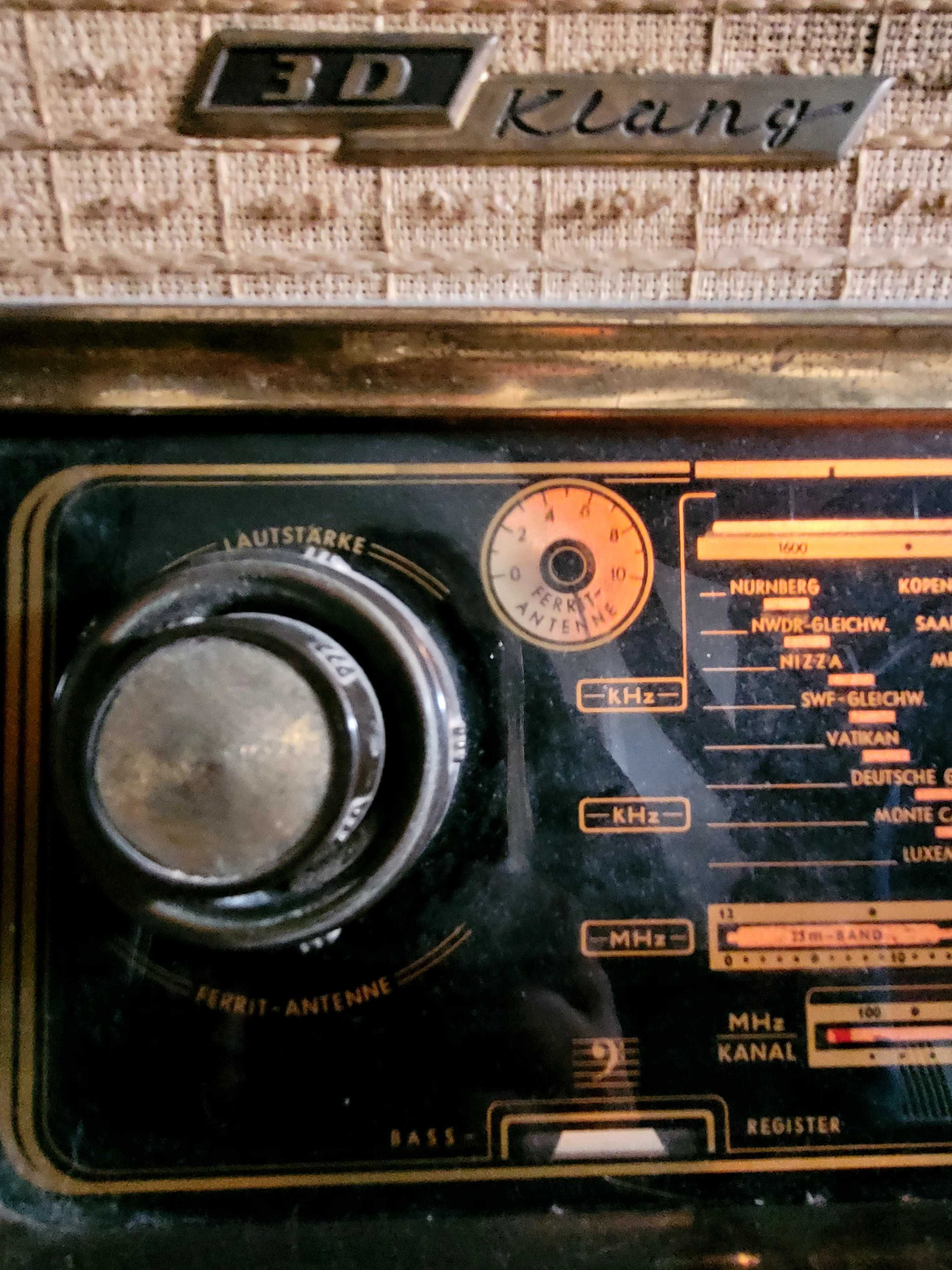 Rádio Klang, antigo a funcionar.