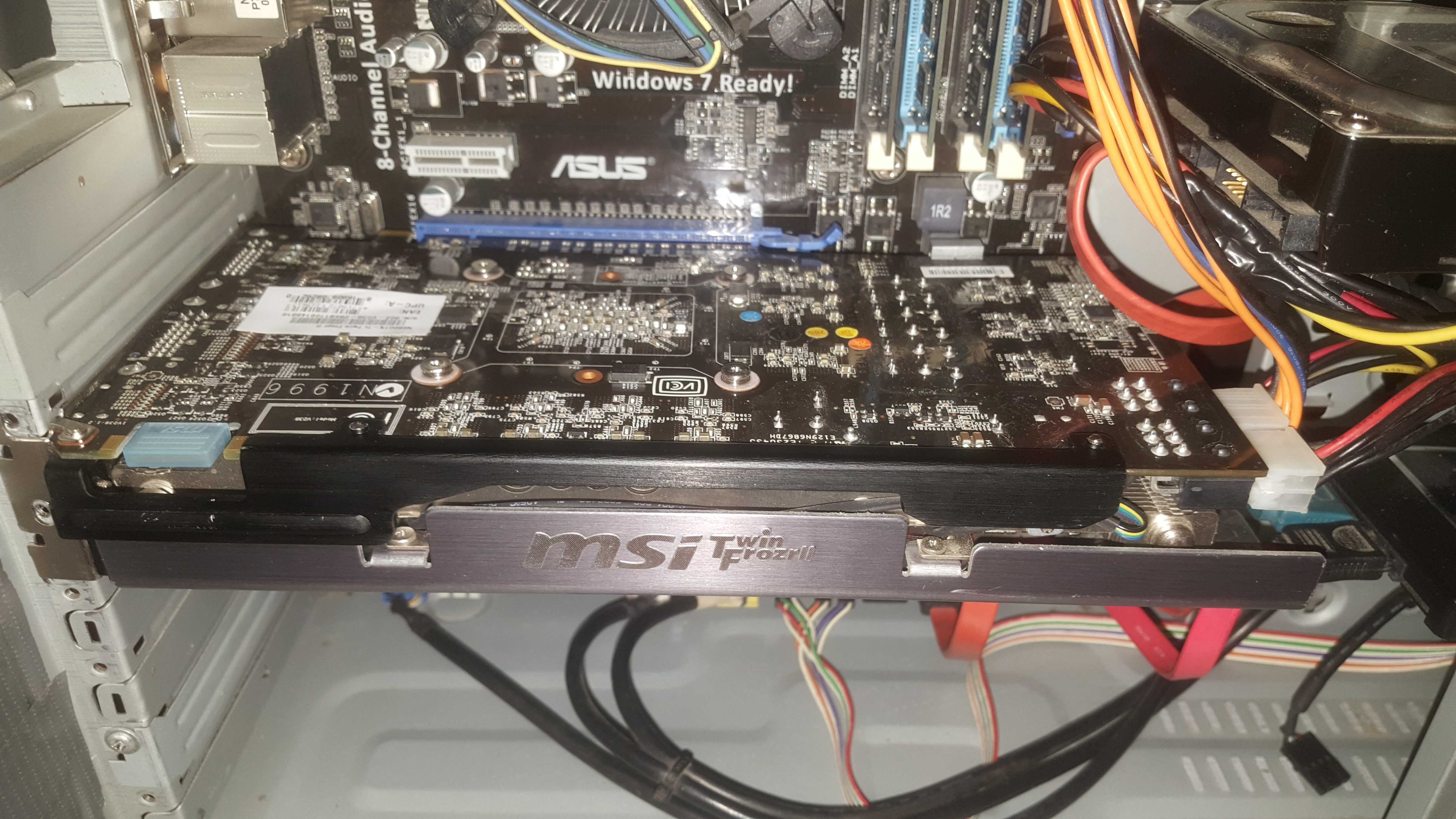 Відеокарта MSI GTX 560 Ti Twin Frozr II 256 bit  1Gb GDDR5