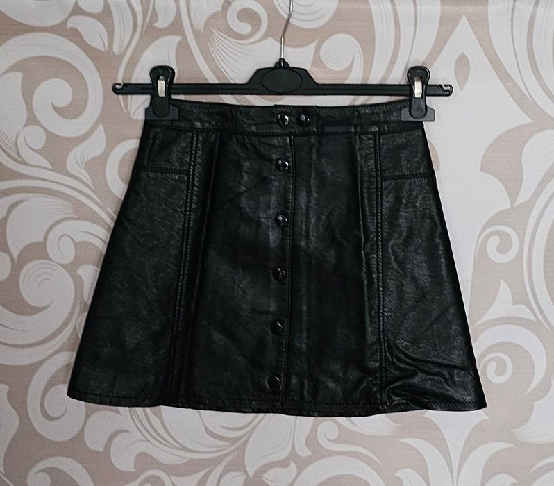 Spódniczka z ekoskóry