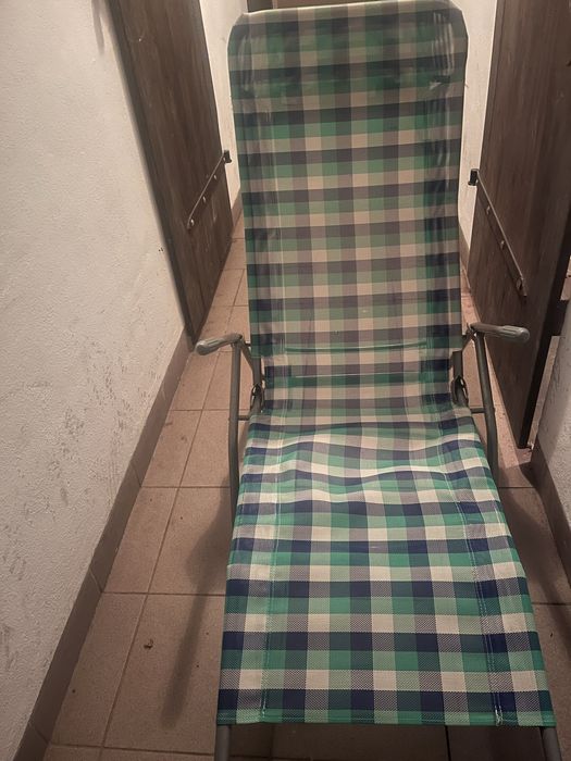 Leżak ogrodowy regulowany