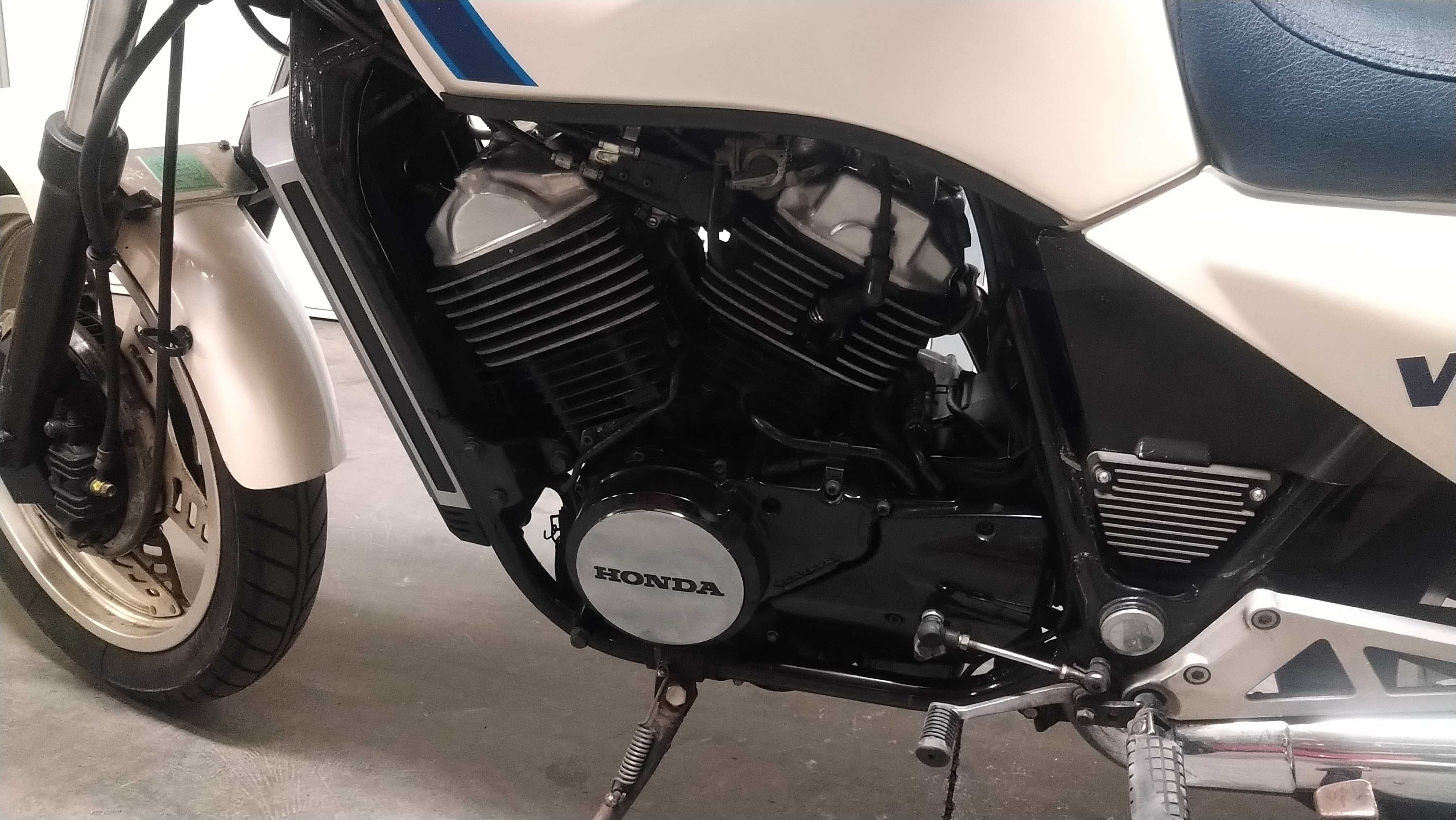 Mota Honda VT 500 e