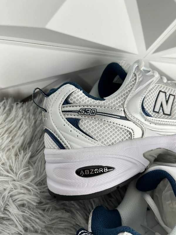 Biały^ufać^NewBalance530^UnisexTrampki Roz.42