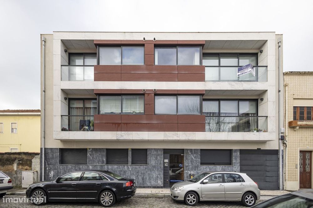 Apartamento T4 Duplex, em Espinho