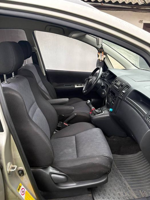 Продам тойоту версо