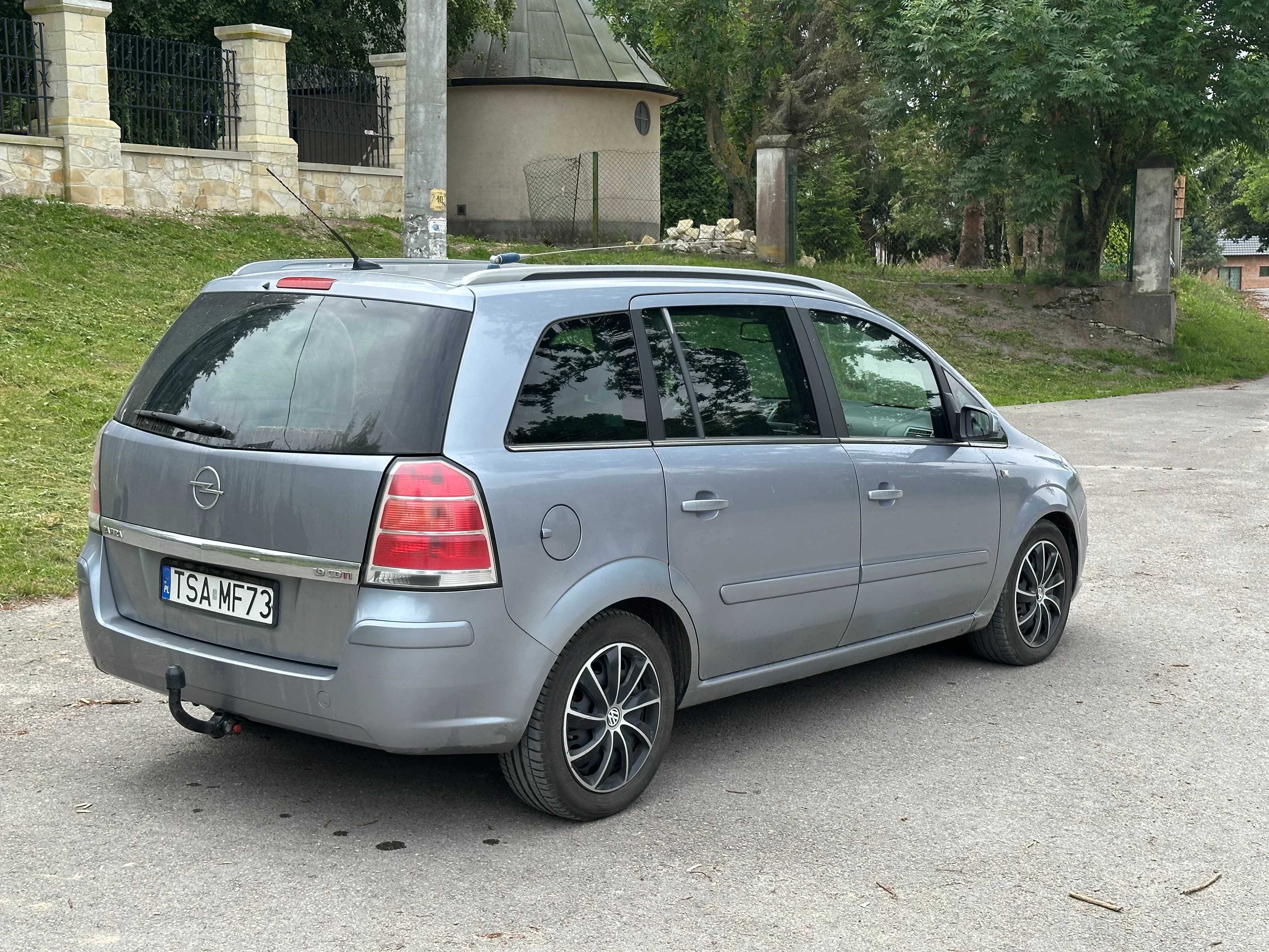Opel Zafira B 1.9 CDTI 150km 7os.