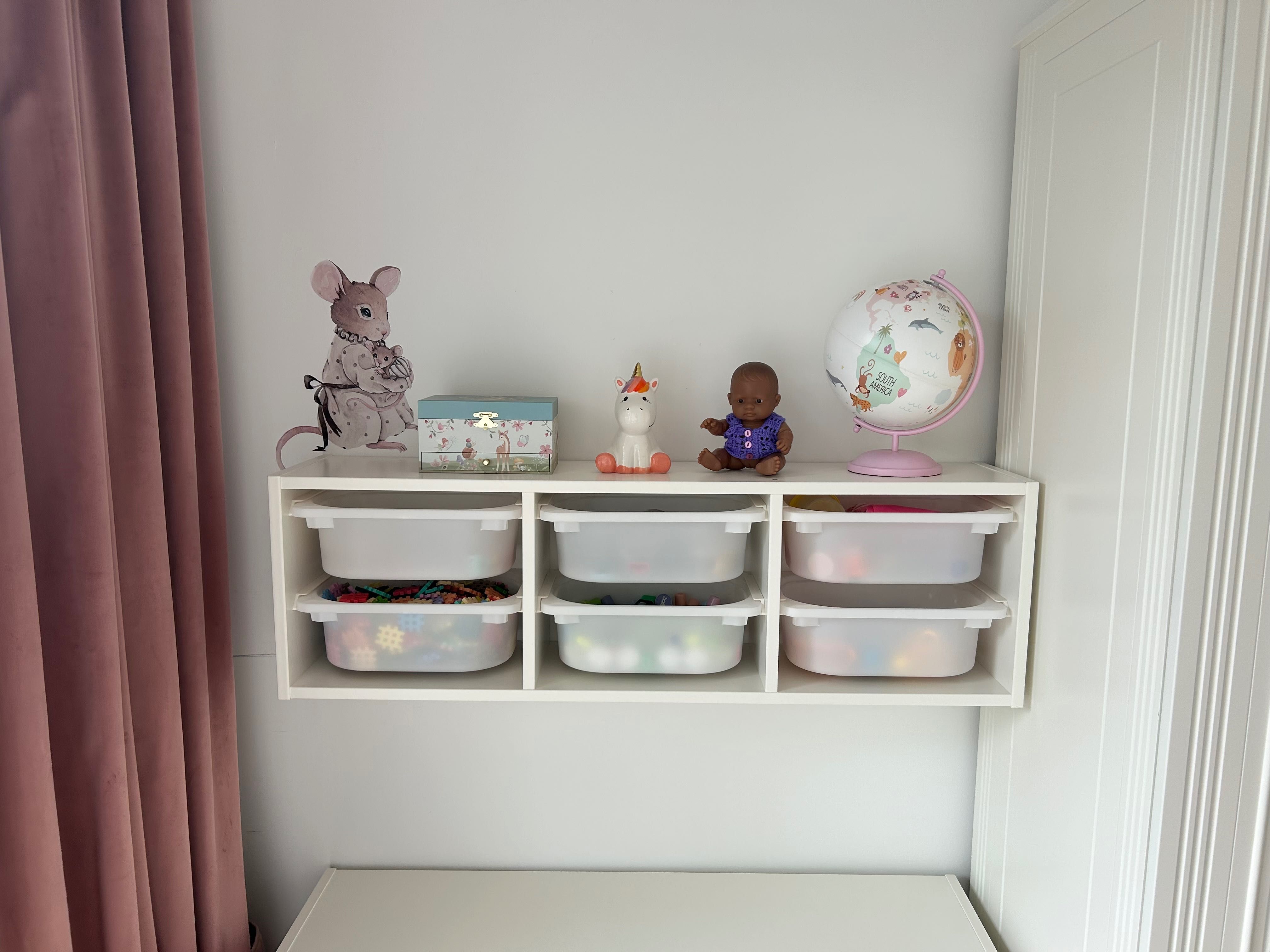 Ikea Trofast biały regał i szafka wisząca z pojemnnikami