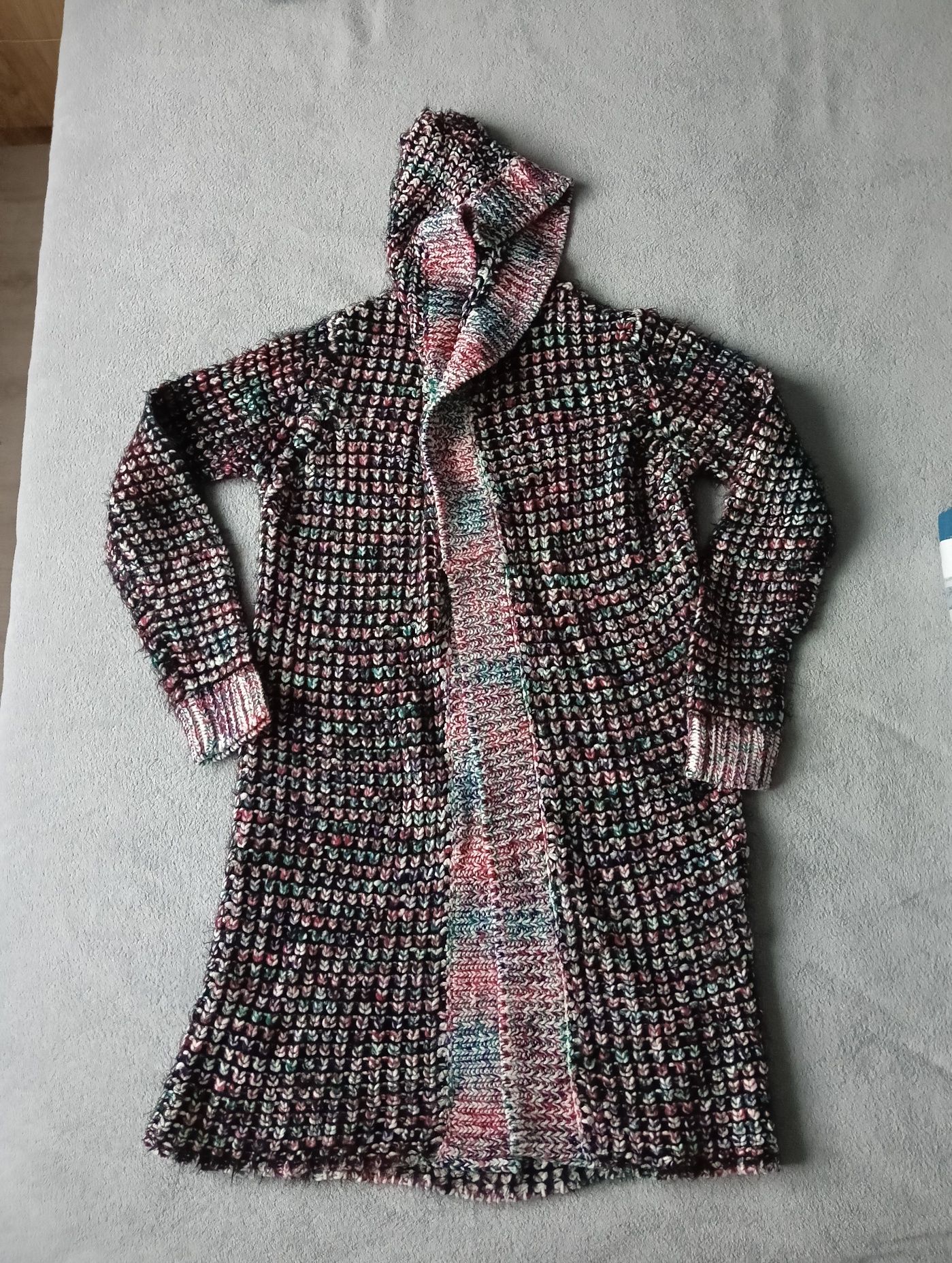 Długi kardigan Reserved (rozmiar S)