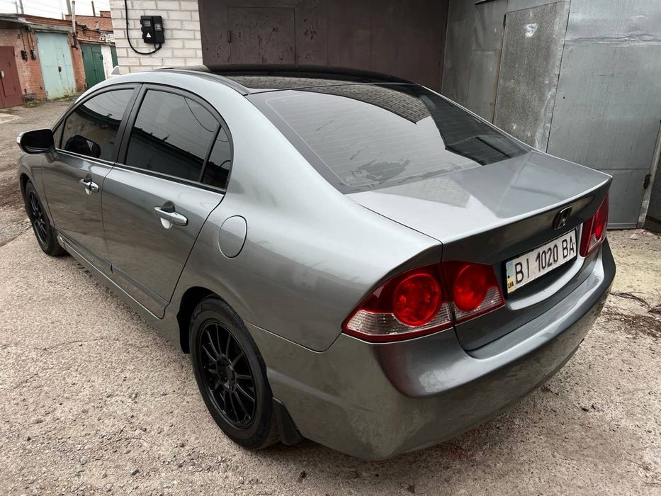 Продам Honda Civic 4d