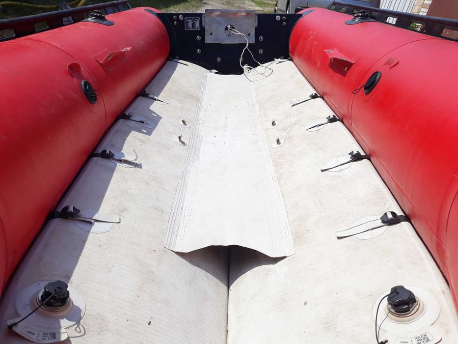 Лодка надувная ПВХ Zodiac Bombard Aerotec airdeck