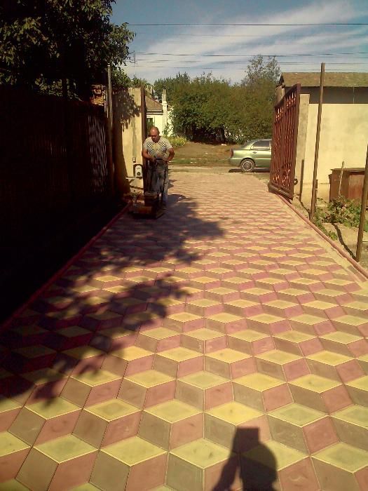 Тротуарная плитка от производителя:продажа,доставка, укладка