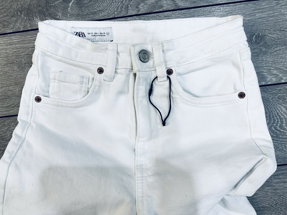 Нові джинси Zara