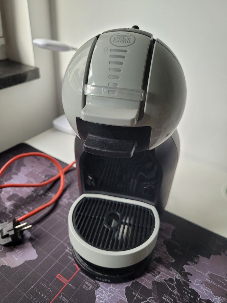 Ekspres kapsułkowy Nescafe Dolce Gusto Krups Mini Me KP123B31