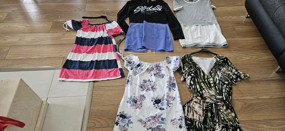 Sukienka na każdą okazję M