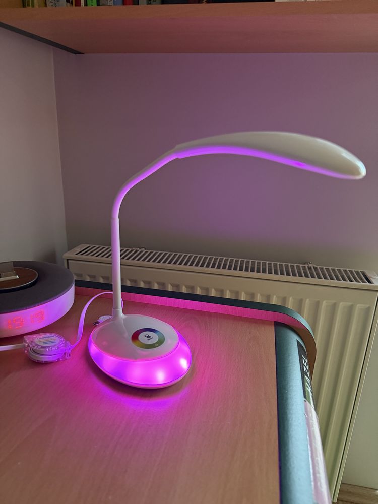 Lampka biurkowa LED RGB