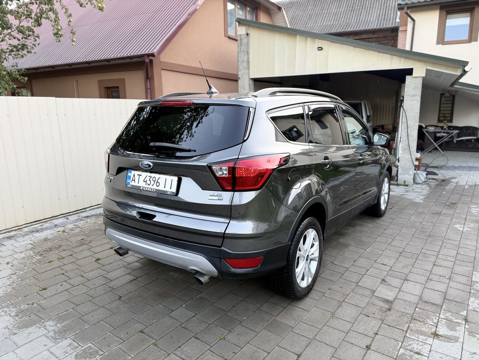 Ford Escape 2019 Топова комплектація 4х4 повний привід
