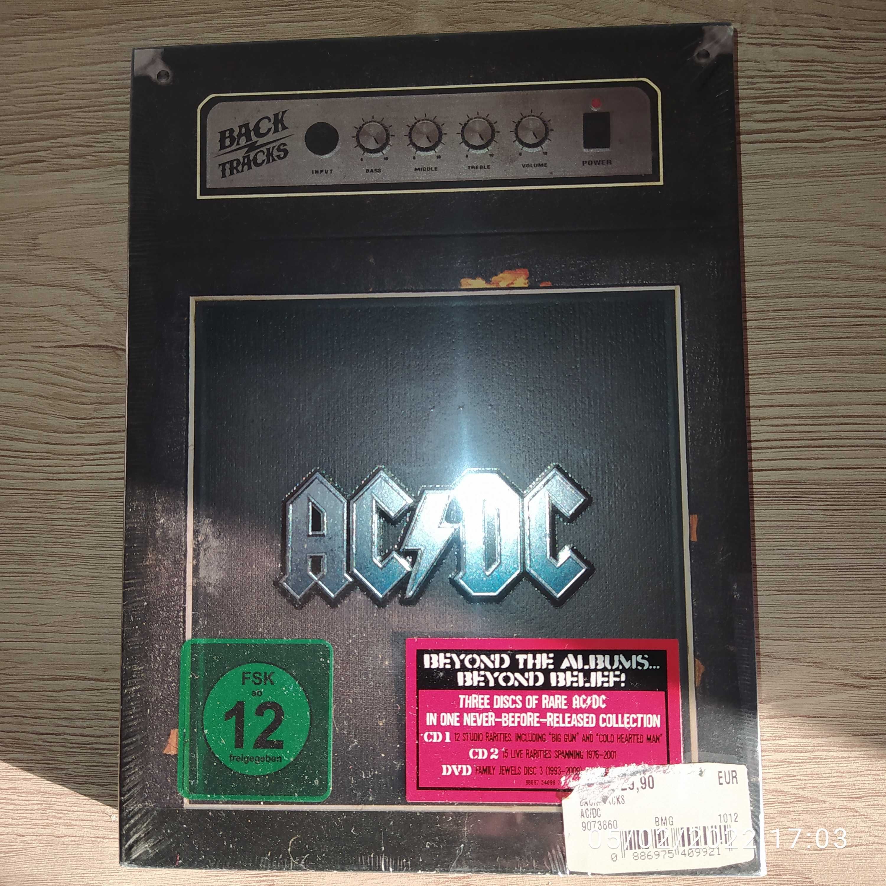 Lote 7 DVD's musicais AC/DC e Def Leppard