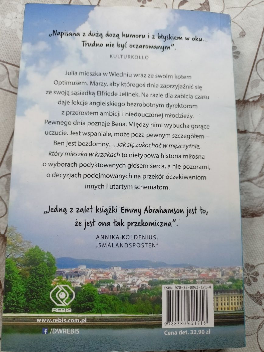 Jak się zakochać w facecie który mieszka w krzakach