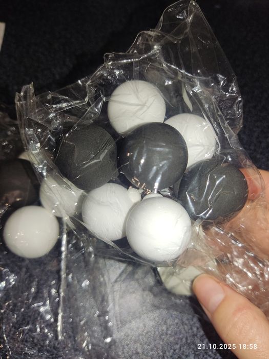 Декоративні кульки / декор 16шт