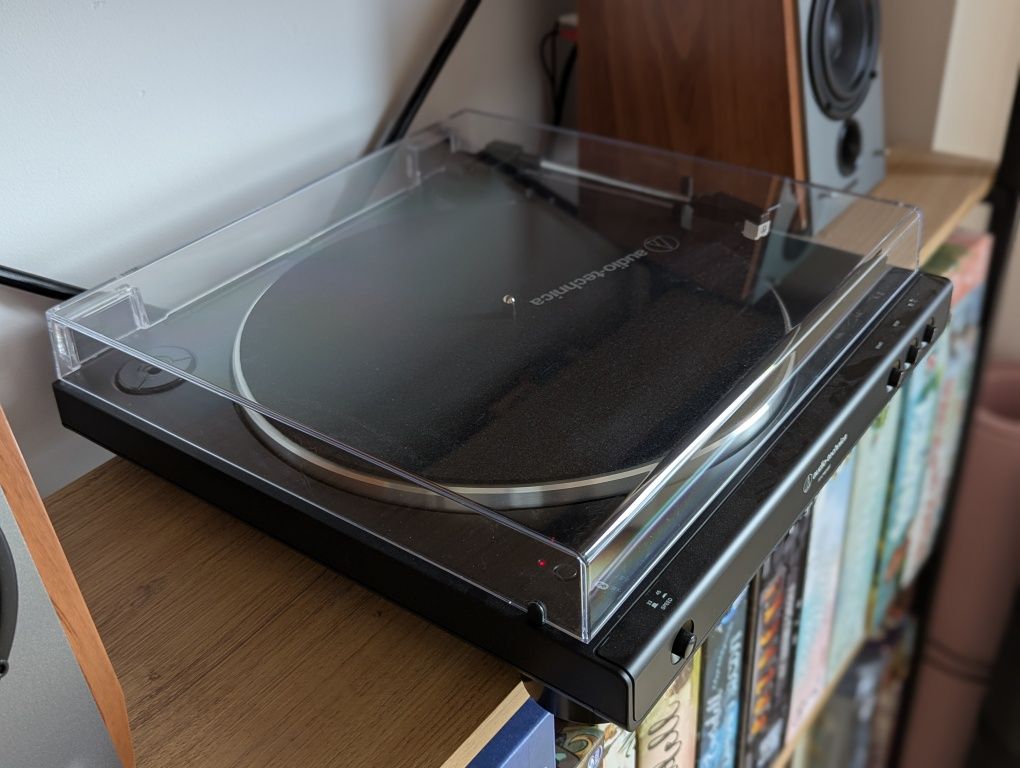 Gramofon Audio-Technica AT-LP60XBT - automat, bluetooth