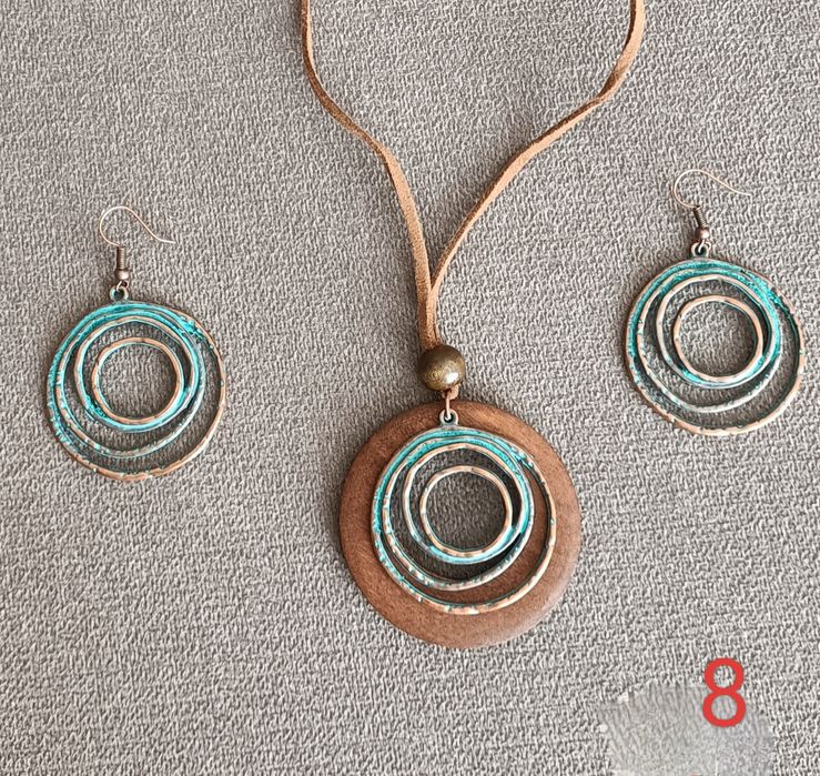 Conjuntos colares e brincos