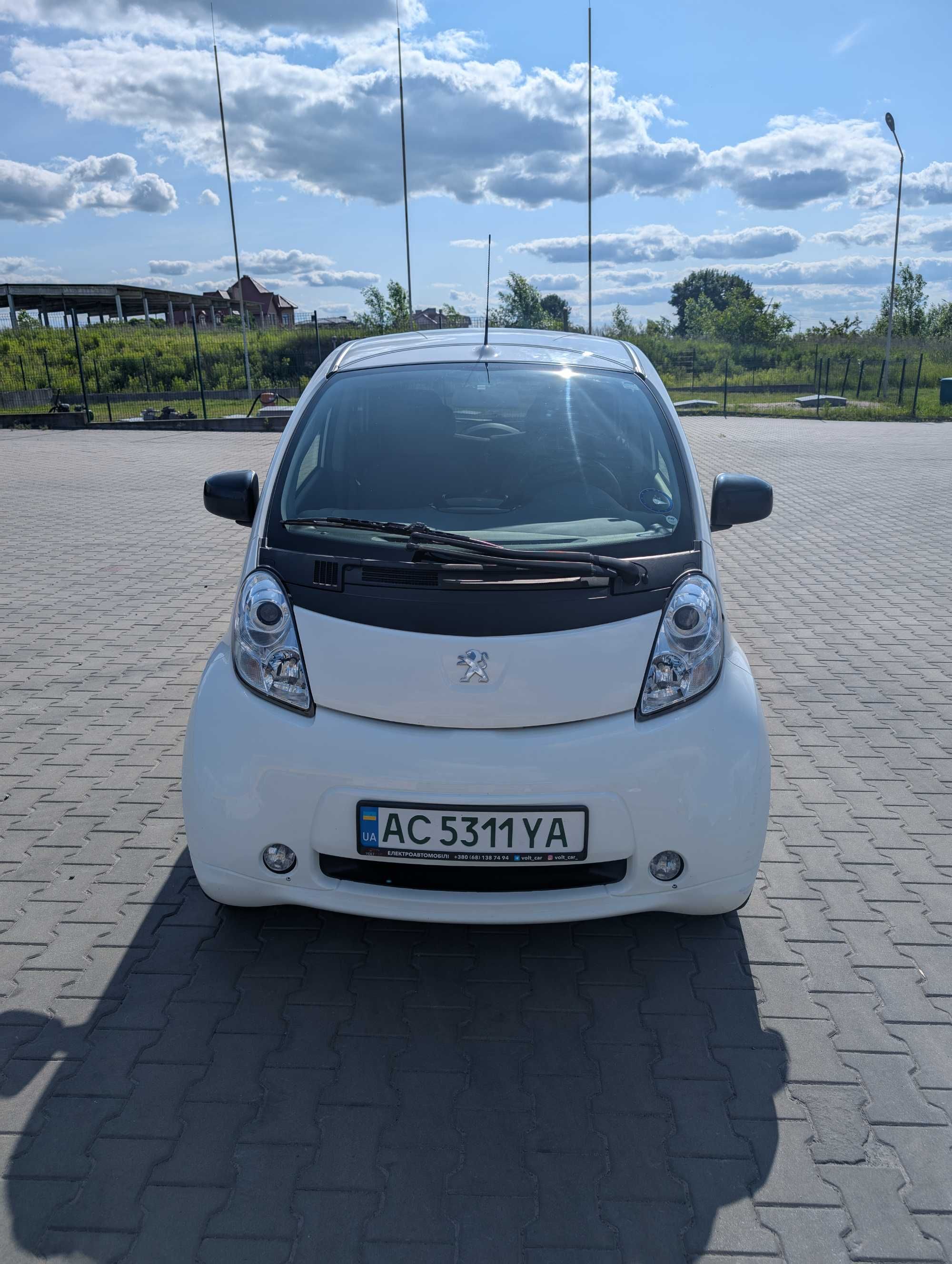 Peugeot Ion 2015 року