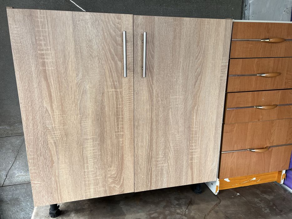 Продам тумбу під мойку