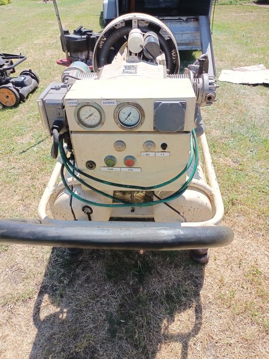 Kompresor dwutłokowy