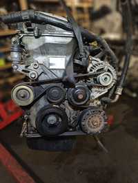 Двигун мотор двигатель Toyota Avensis Corolla Verso Yaris 1.6 E3Z-T52