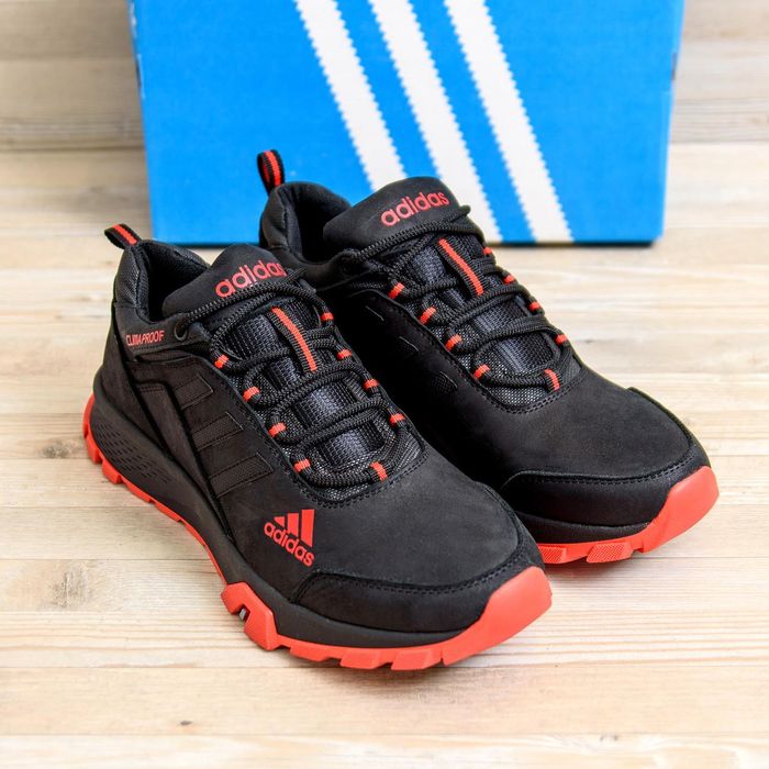 Кроссовки на каждый день мужские кожаные Adidas демисезонные