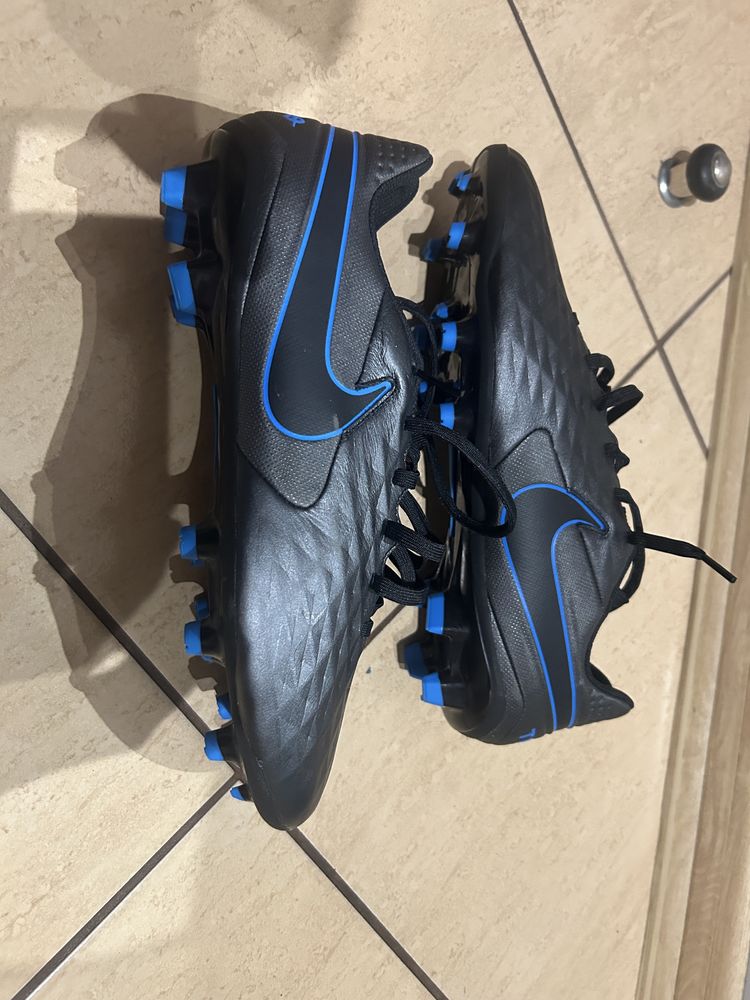Nowe korki Nike Tiempo Legend 8 Academy MG, 42,5, lanki