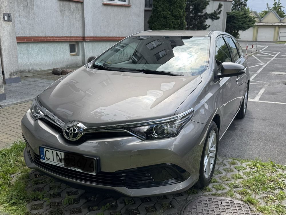Toyota Auris TS Active Plus 2016 1.6 PB/LPG Super stan!!