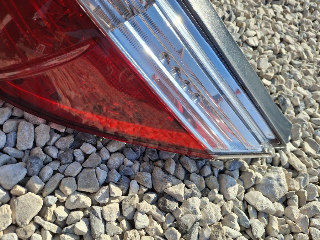 Lampa Tył Prawa LIFT BMW E60 Stan bdb Europa