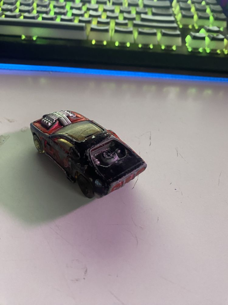 Resorak Hot Wheels Hollowback