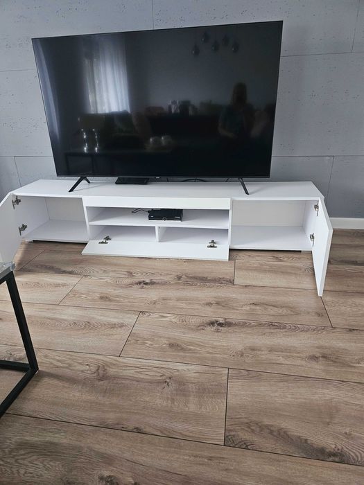 Szafka rtv biala 200cm