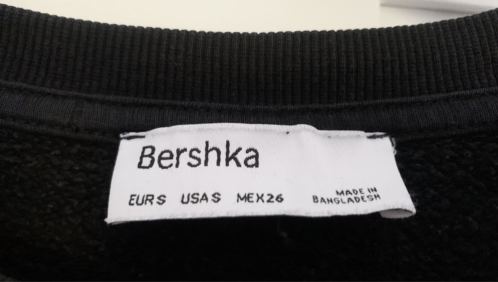 Krótka bluza Bershka rozmiar S