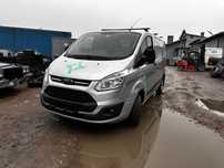 Ford Transit Custom Samochód pali jeździ.
