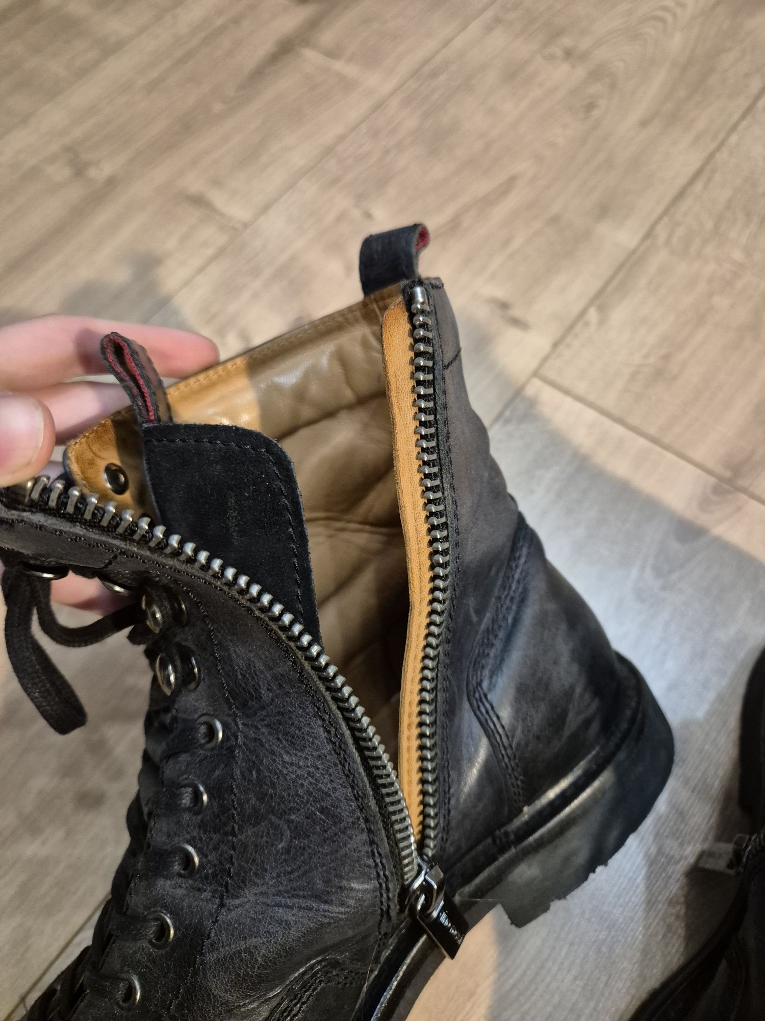 Glany trapery męskie skórzane czarne buty sztyblety