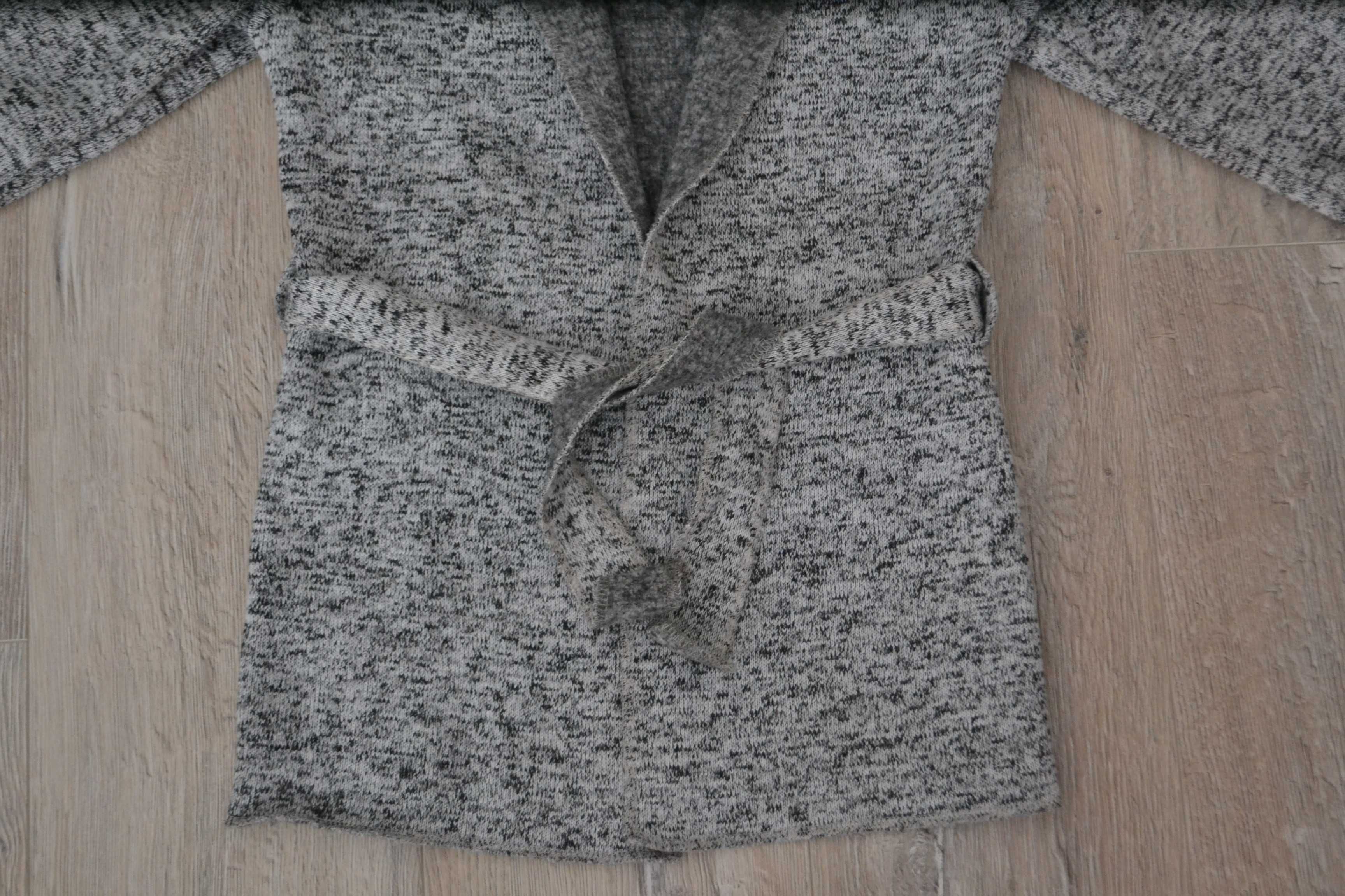 BLUZA narzutka sweter z kapturem MK. Golińscy dziewczynki r. 146 11