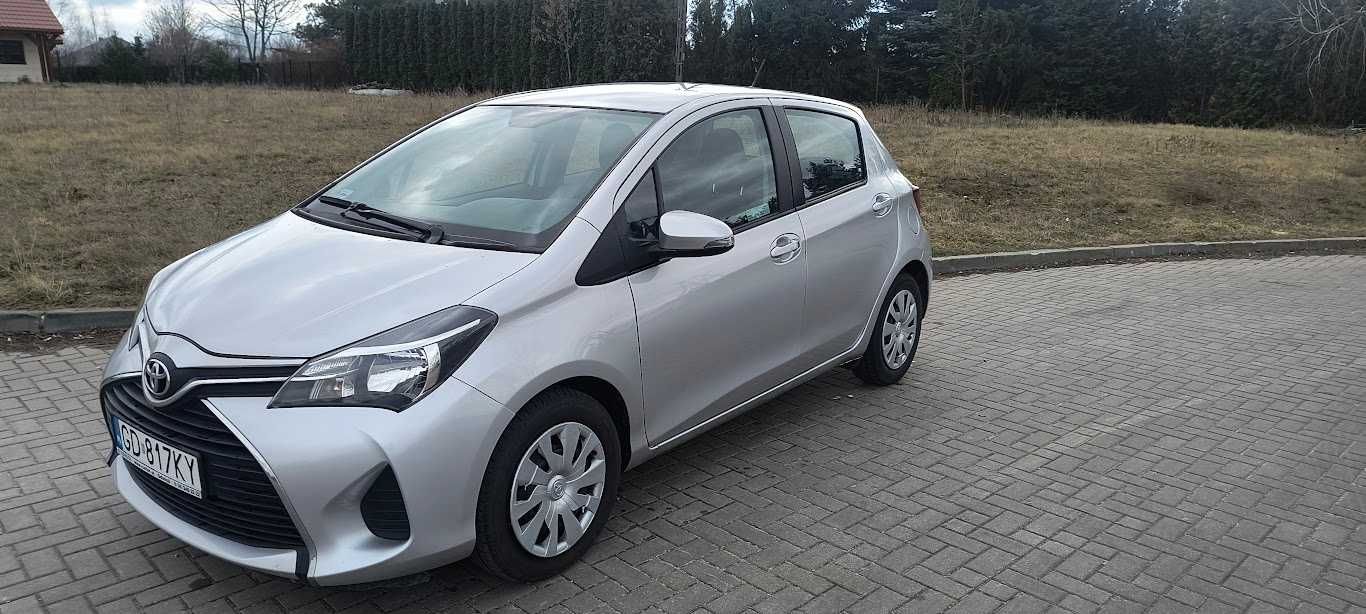 Toyota Yaris  1,0 B 2015 Salon 1 własciciel 5-drzwi