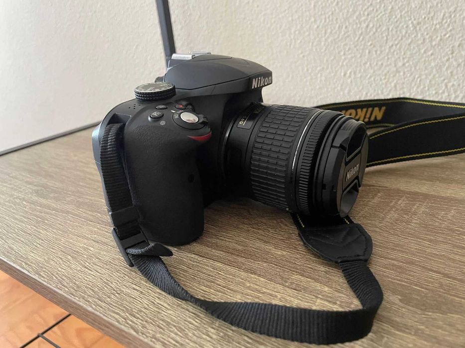 Nikon D3300 + Lente 18-55mm
