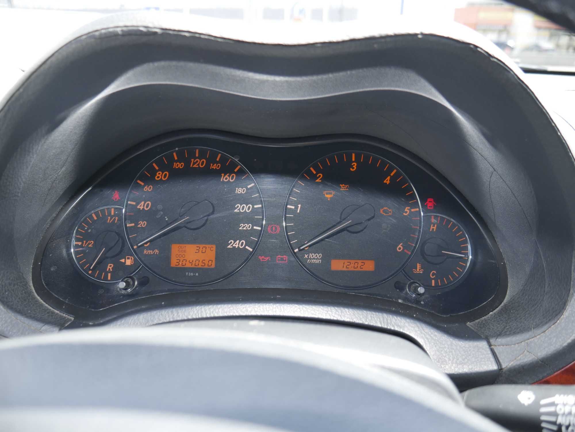 Toyota Avensis 2.0 D4D 2004