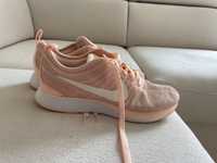 Buty sportowe do biegania nike