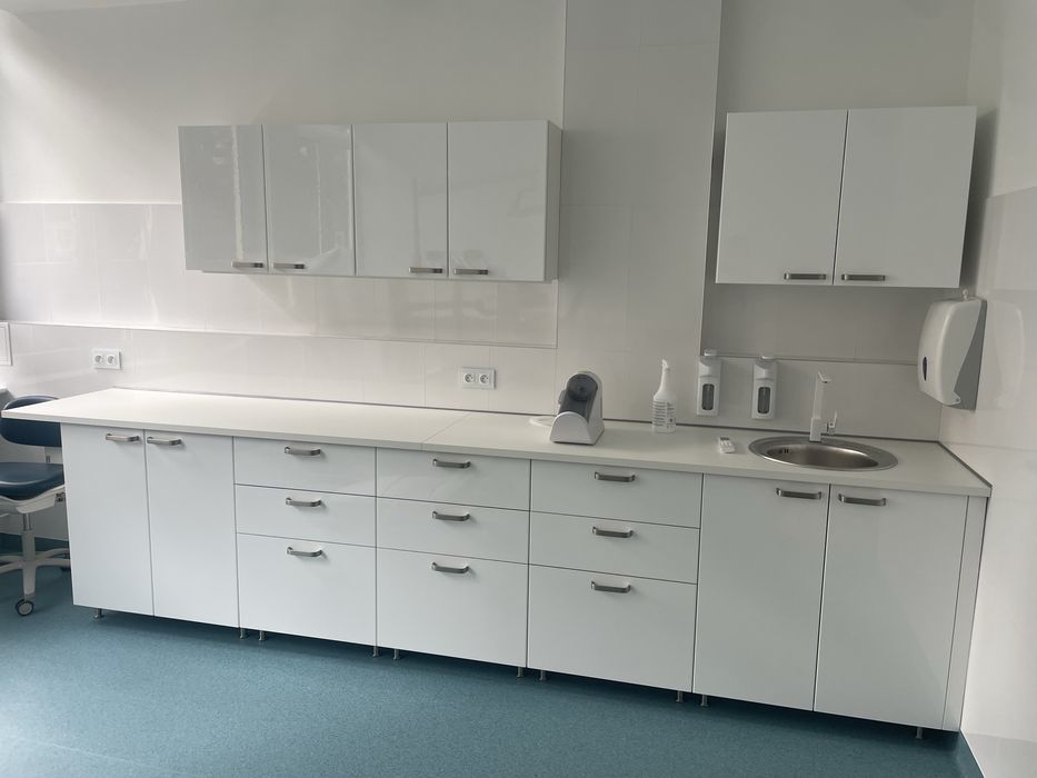 Montaż skladanie skręcanie mebli z paczek, kuchni Ikea, BRW Castorama