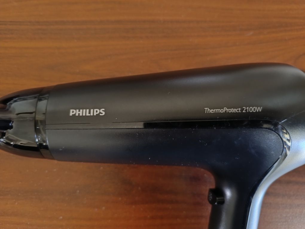 Secador de cabelo Philips Thermoprotect 2100w