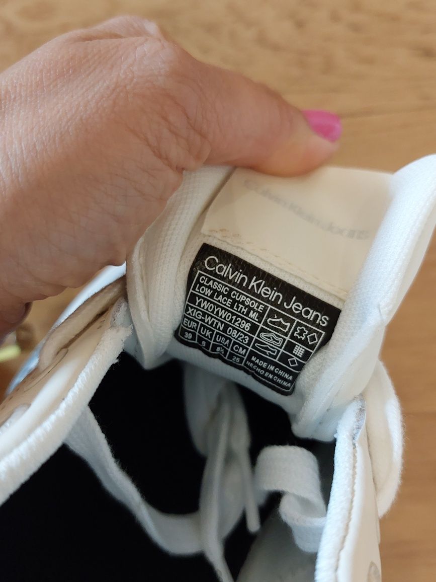Nowe buty Calvin Klein Jeans 39 białe sneakersy tenisówki skóra