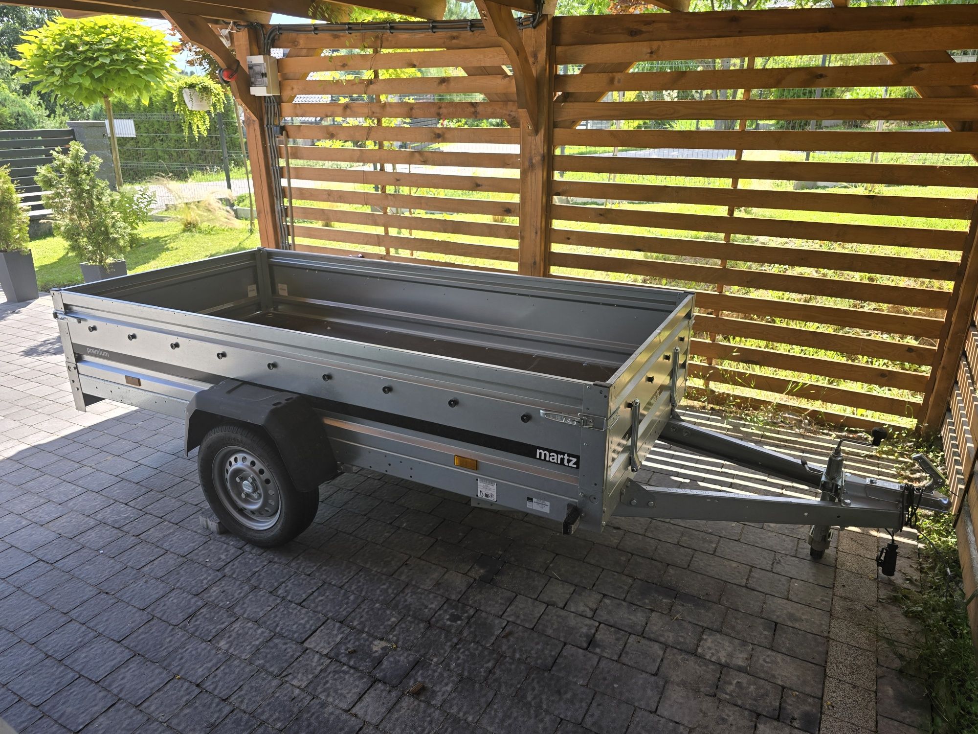 Przyczepa samochodowa Martz Premium 264R DMC 750 Najazdy STAN IDEALNY