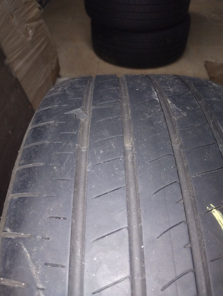Bridgestone turanza t005. 235/45) r18 94w