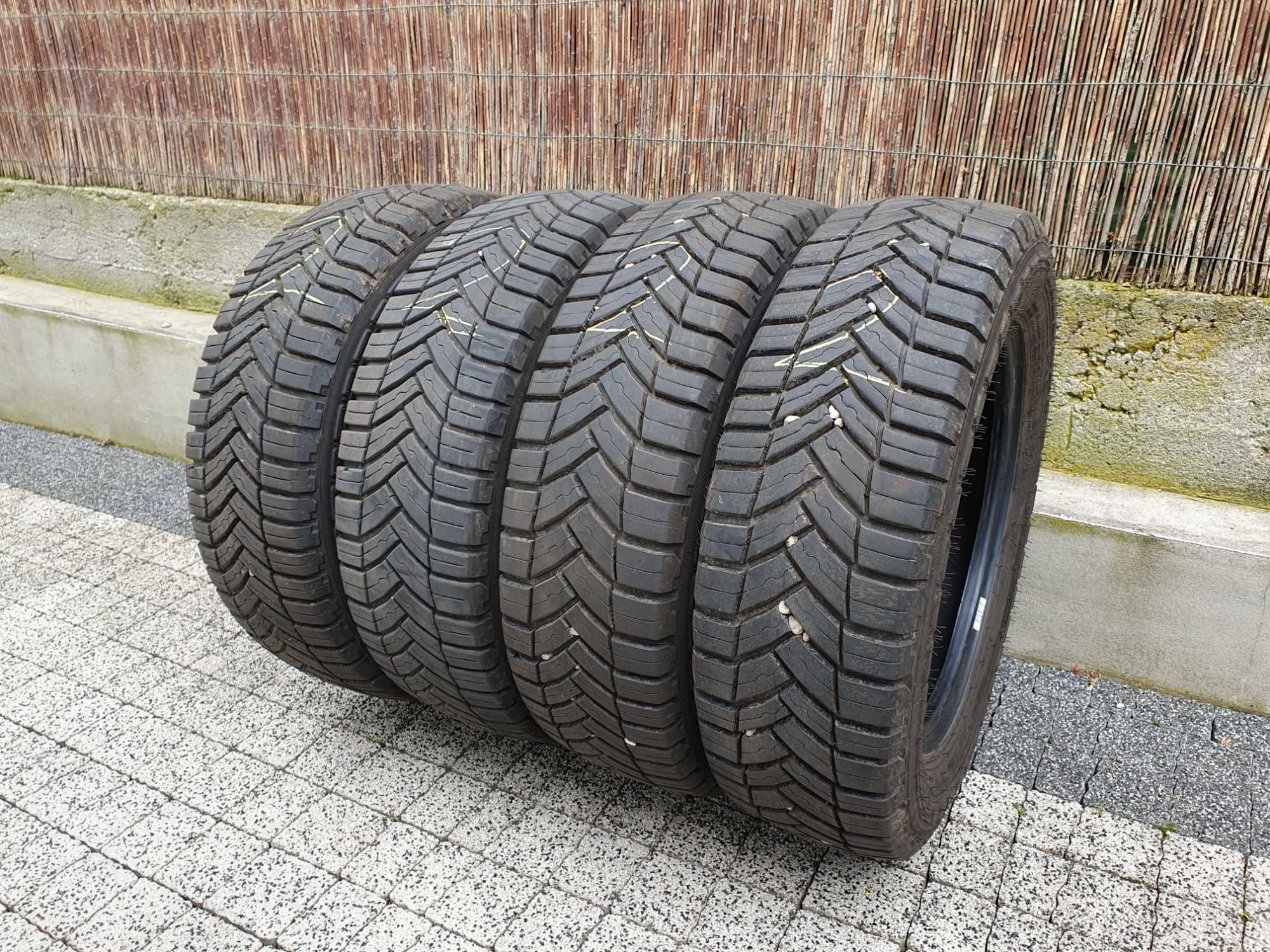 4x 195/65/16C 104/102R Michelin Cross Climate 8,5mm 2022r.