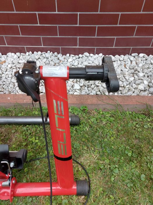 Trenażer rowerowy Elite