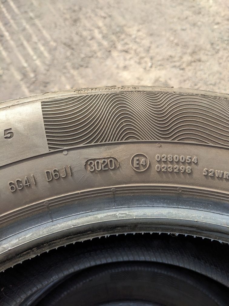 Continental 225 /60 R17, майже нова